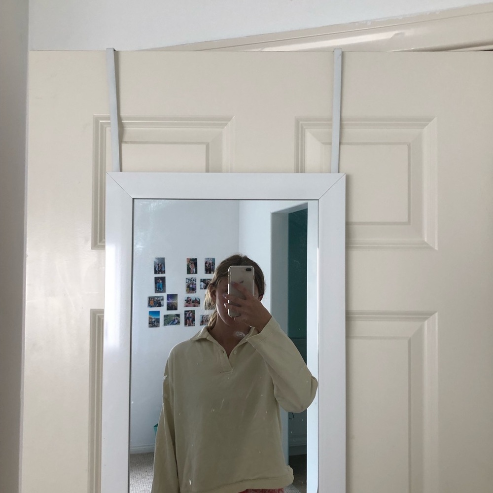 Brandy Melville sweatshirt